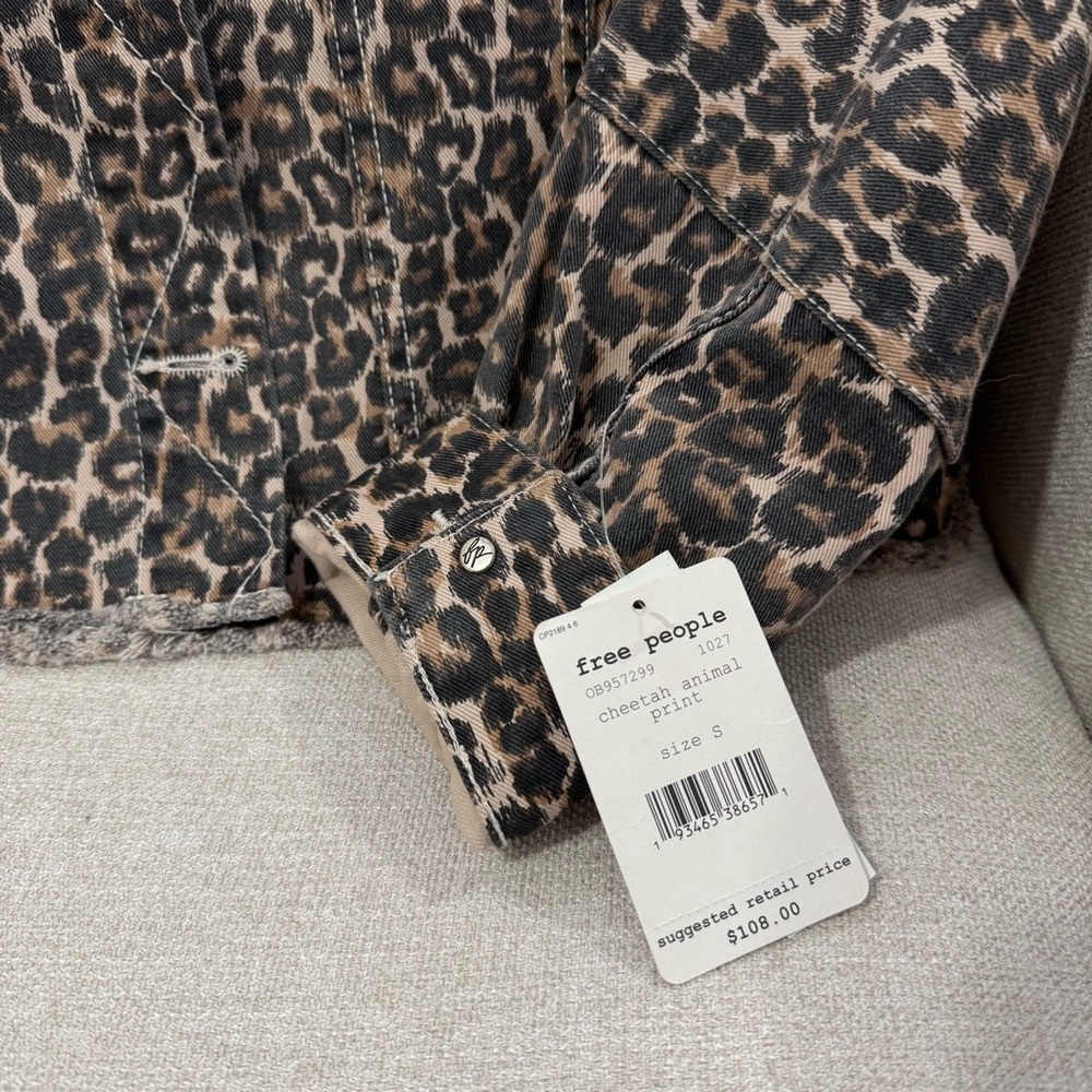 NWT Free People Leopard Print Cropped Denim Jacket - Picture 3 of 7